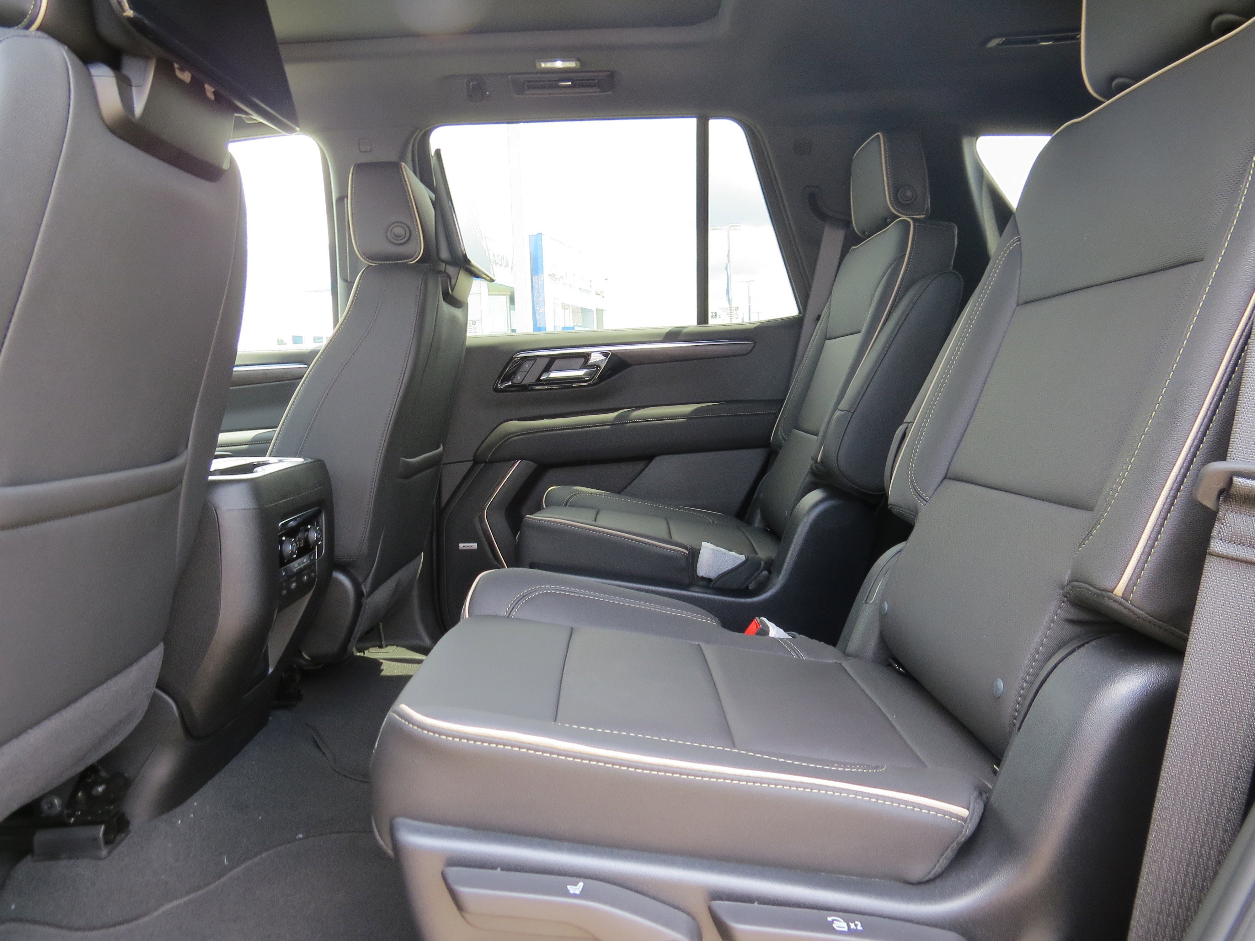 New 2025 Chevrolet Tahoe Premier image 18