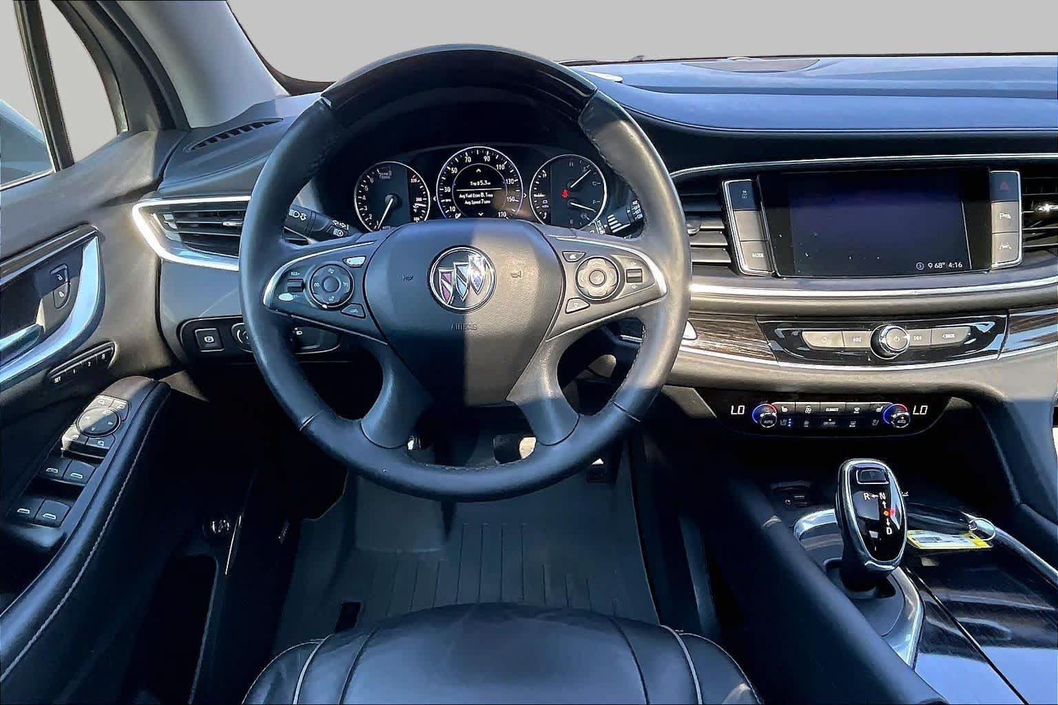 Used 2020 Buick Enclave Avenir w/ Avenir Technology Package FWD image 5