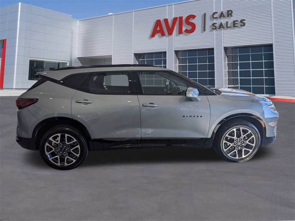 Used 2025 Chevrolet Blazer RS image 5