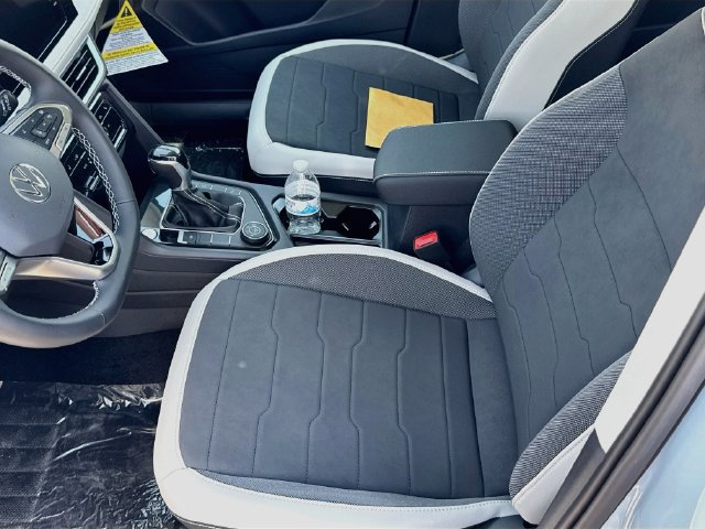 New 2026 Volkswagen Taos SE AWD/4WD image 18