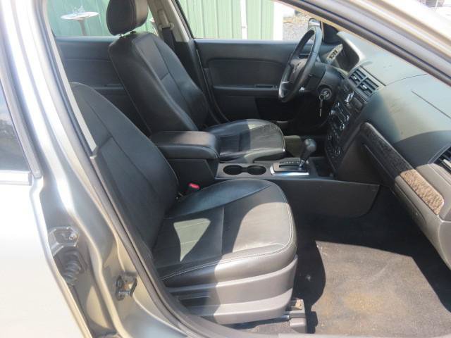 Used 2008 Mercury Milan Premier FWD image 19