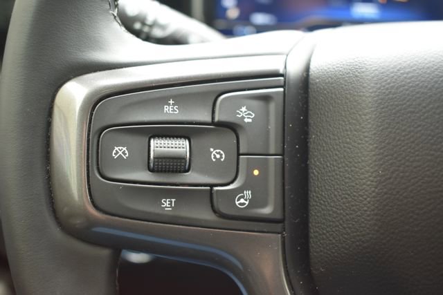 Used 2025 Chevrolet Silverado 2500 ZR2 w/ Technology Package AWD/4WD image 25