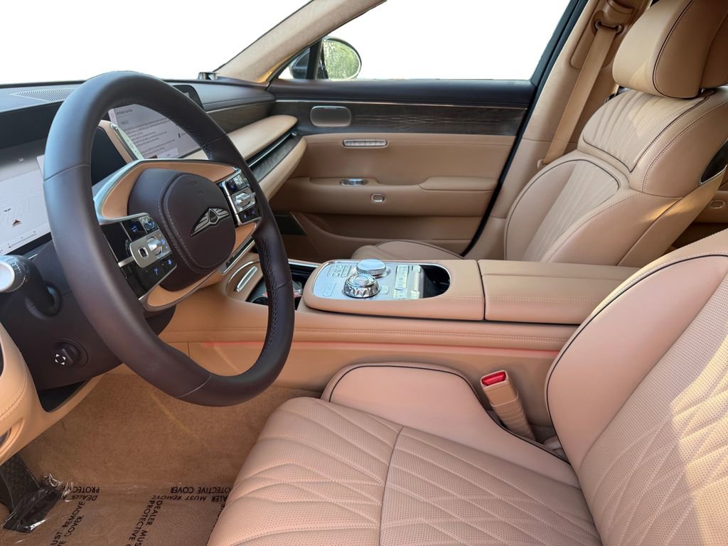 Used 2025 Genesis G90 3.5T AWD/4WD image 9