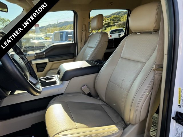 Used 2017 Ford F250 Lariat w/ Chrome Package image 10