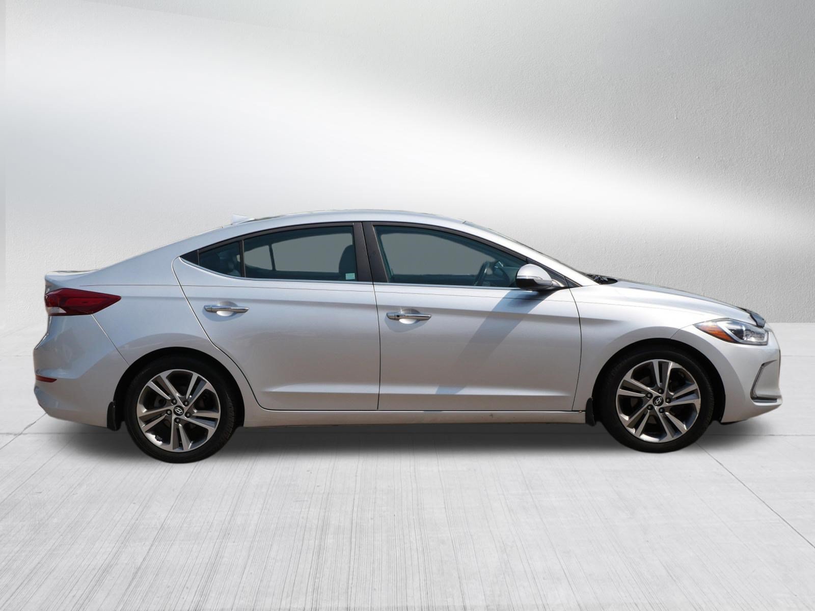 Used 2017 Hyundai Elantra Limited FWD image 8