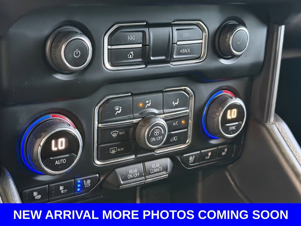 Used 2022 Chevrolet Tahoe Premier AWD/4WD image 13