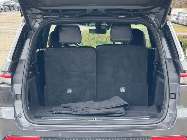 Used 2021 Jeep Grand Cherokee L Overland w/ Luxury Tech Group IV image 34