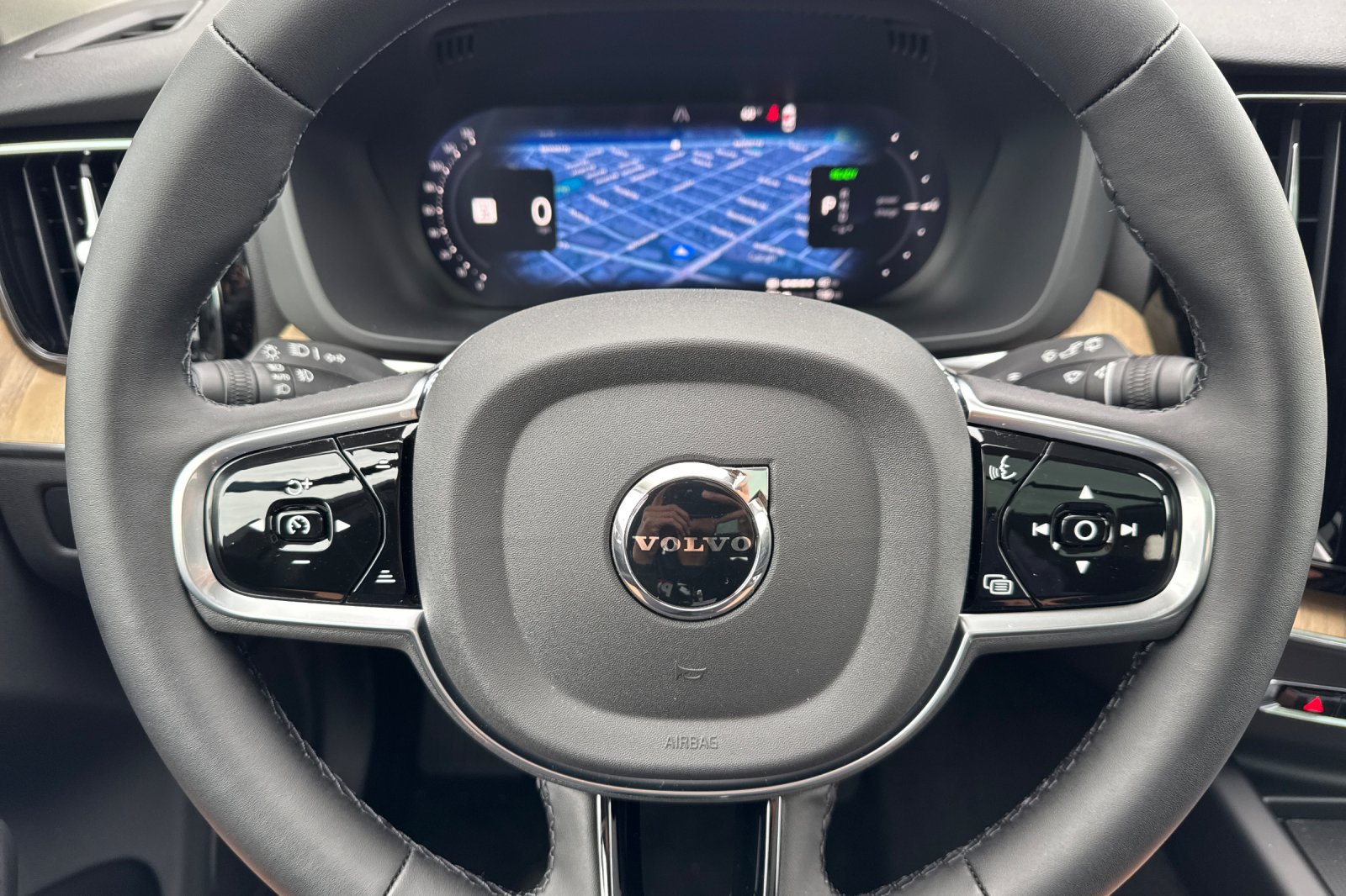 New 2026 Volvo XC60 T8 Plus w/ Climate Package AWD/4WD image 23