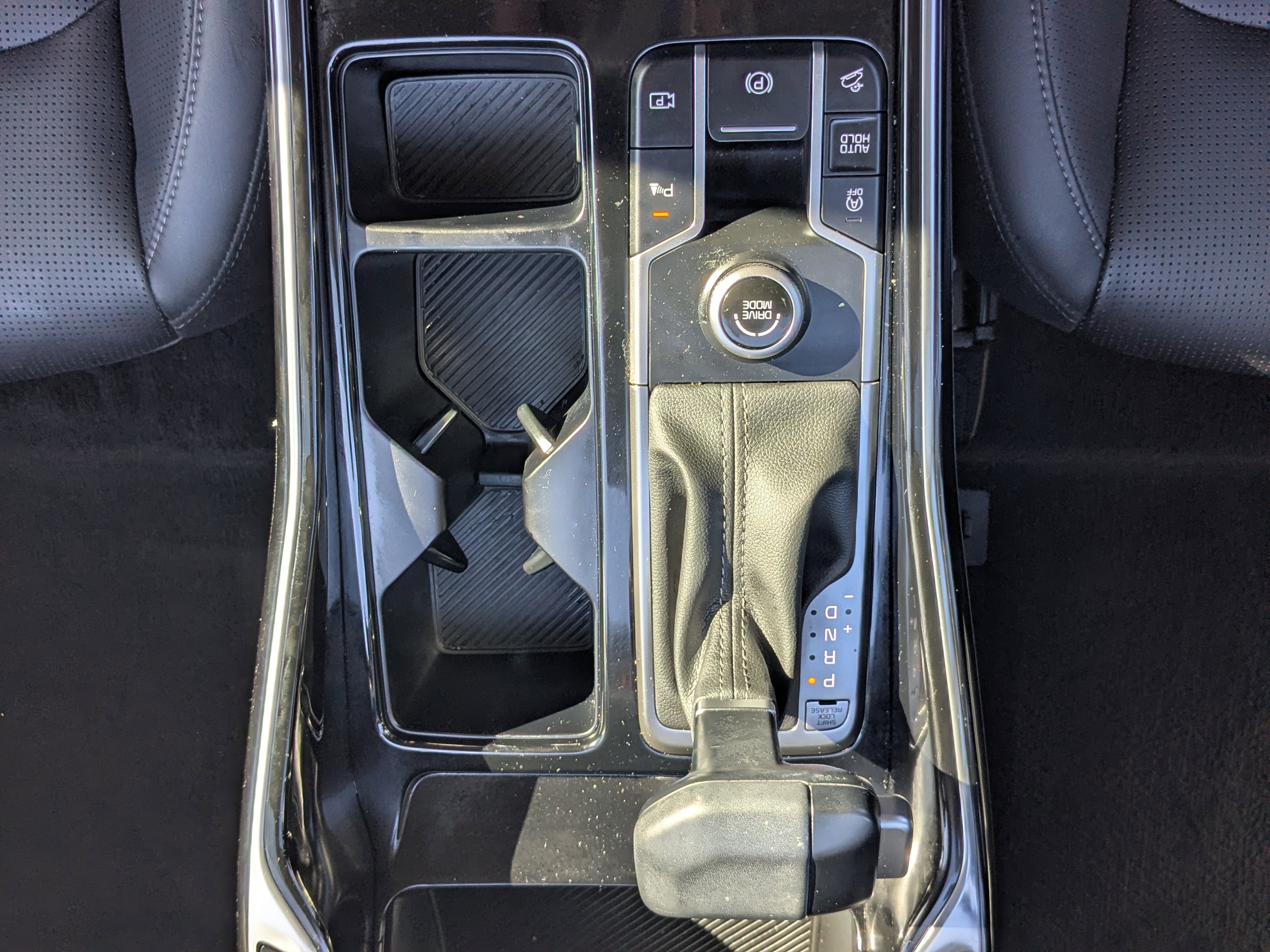 Used 2025 Kia Sorento SX image 22