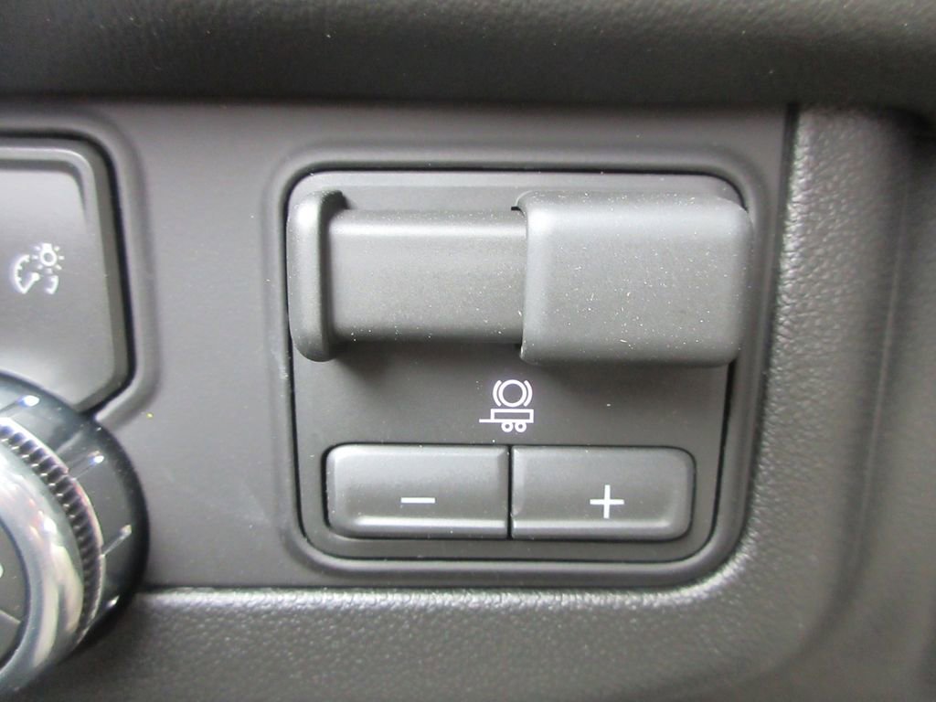 New 2026 GMC Yukon AT4 image 20