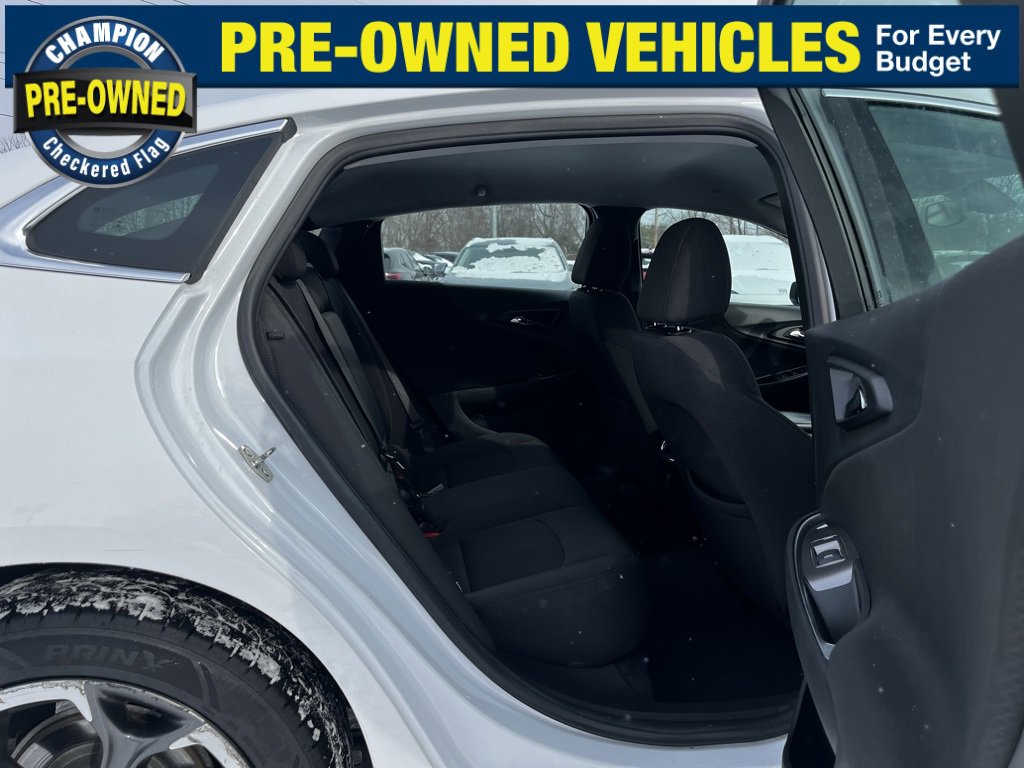Used 2022 Chevrolet Malibu LT image 29