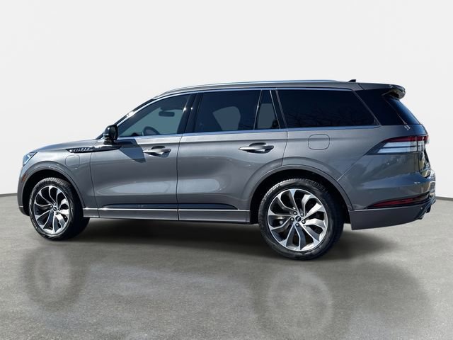 Used 2021 Lincoln Aviator Grand Touring w/ Elements Package Plus image 3