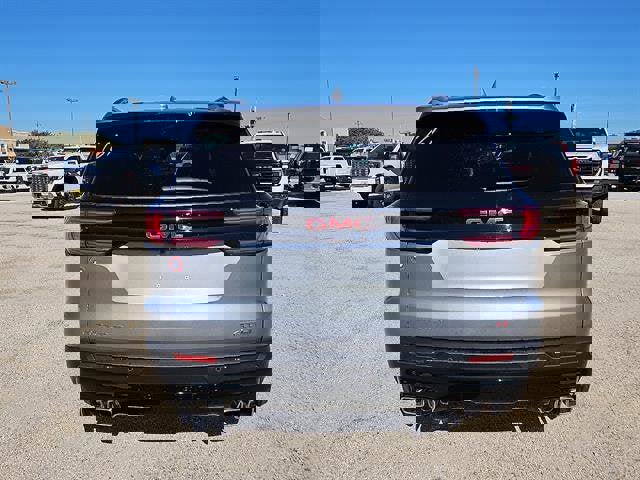 New 2026 GMC Acadia AT4 w/ LPO, Floor Liner Package image 4