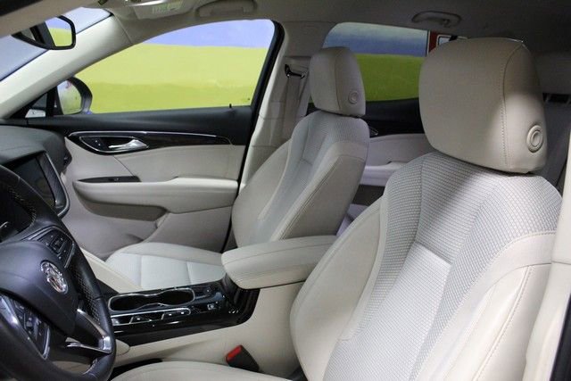 Used 2023 Buick Envision Preferred image 18