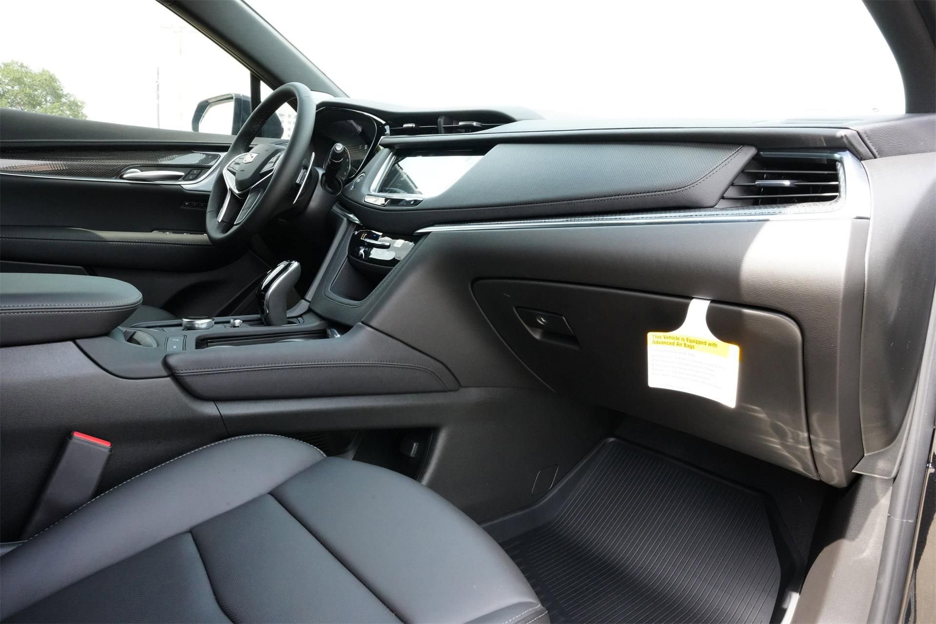 New 2025 Cadillac XT5 Sportv w/ LPO, Red Accent Package image 24