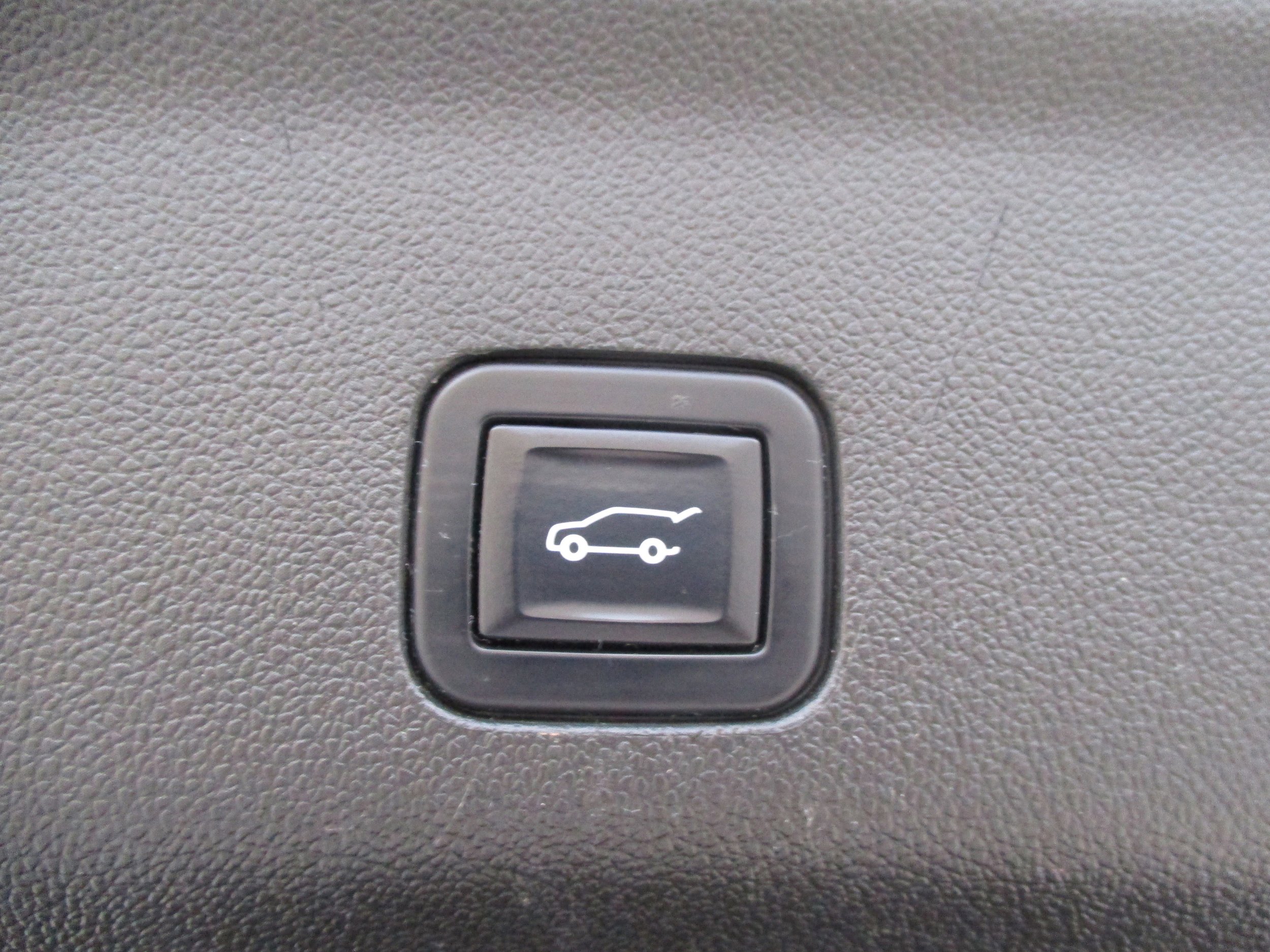 Used 2022 GMC Yukon XL Denali w/ Max Trailering Package image 42