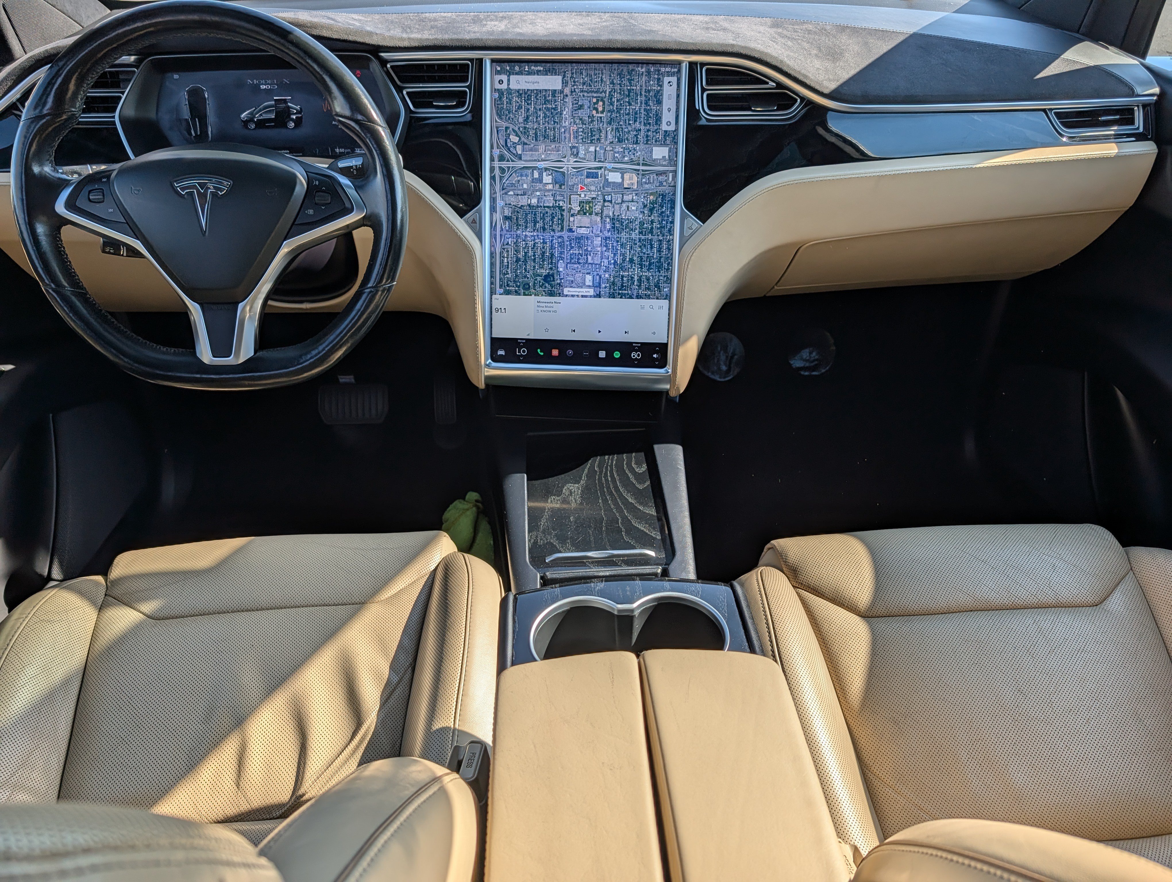 Used 2016 Tesla Model X 90D AWD/4WD image 10