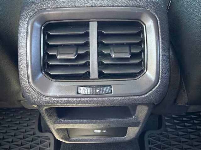 Used 2023 Volkswagen Taos SE w/ Black Wheel Package FWD image 22