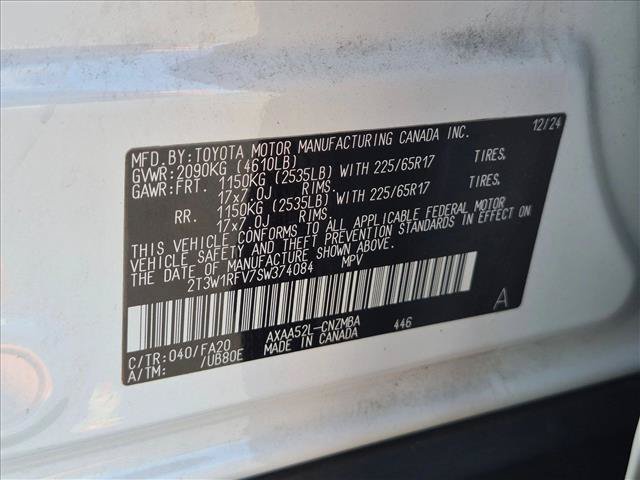 Used 2025 Toyota RAV4 XLE FWD image 24