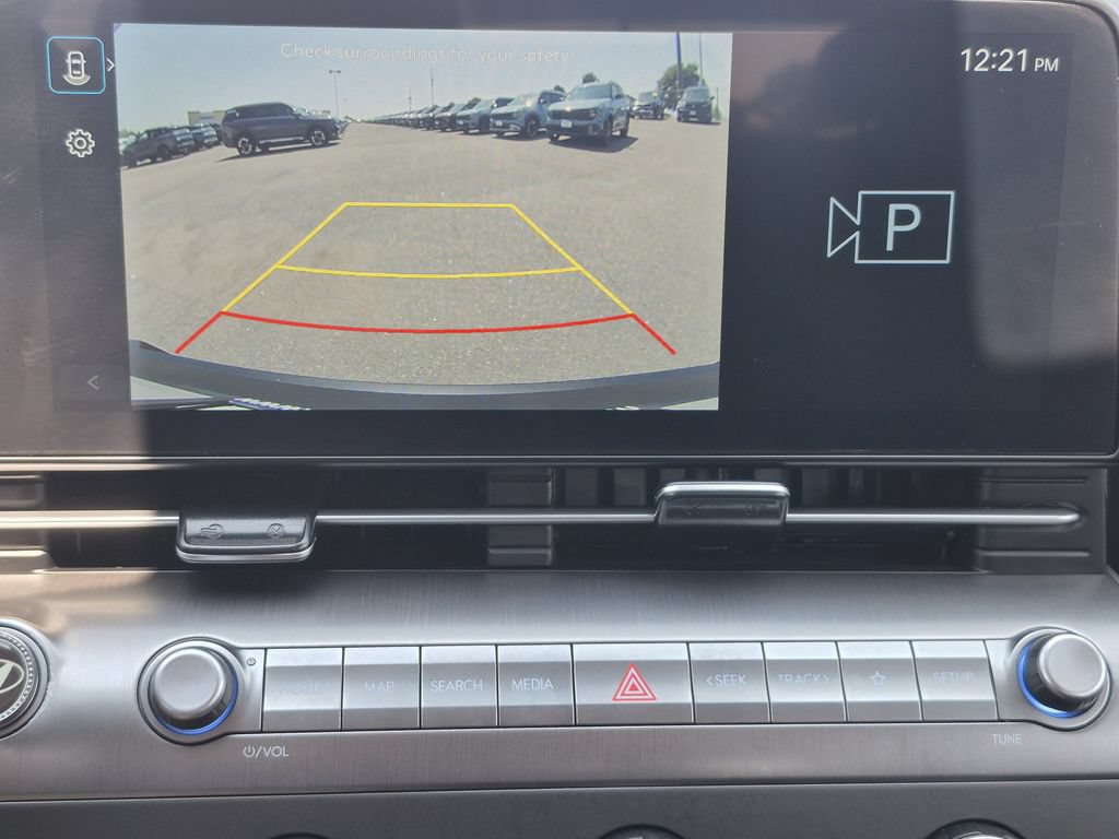 Used 2025 Hyundai Kona SE AWD/4WD image 23
