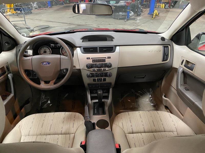 Used 2008 Ford Focus SE image 12