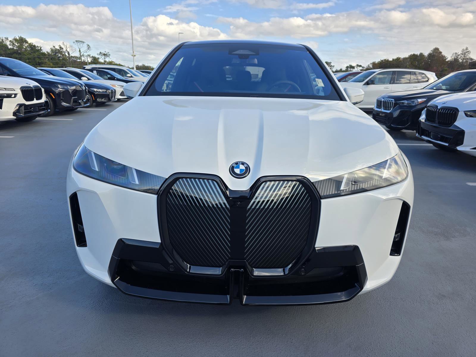 New 2026 BMW iX xDrive60 w/ M Sport Package image 2