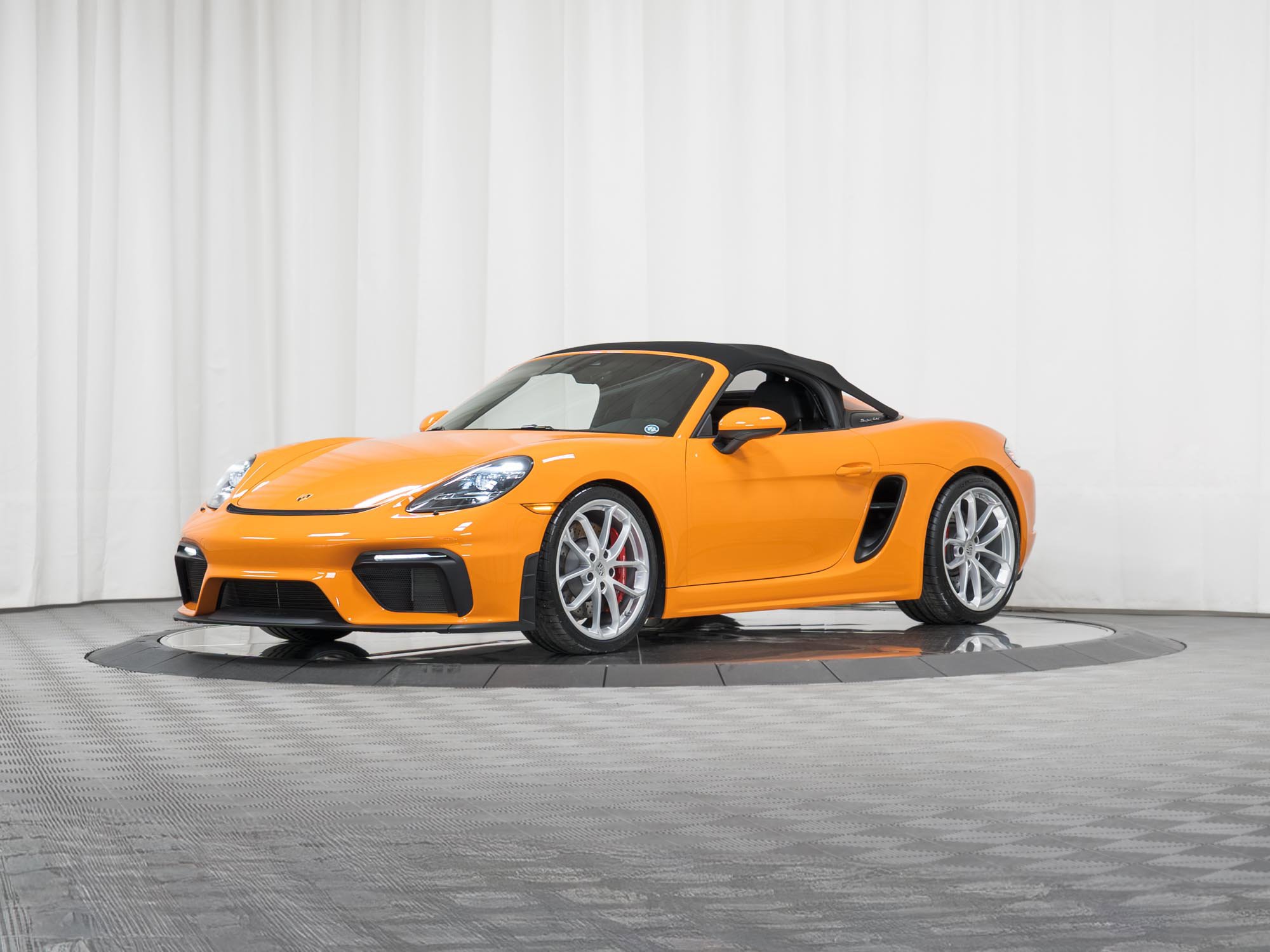 Certified 2021 Porsche 718 Boxster Spyder image 32