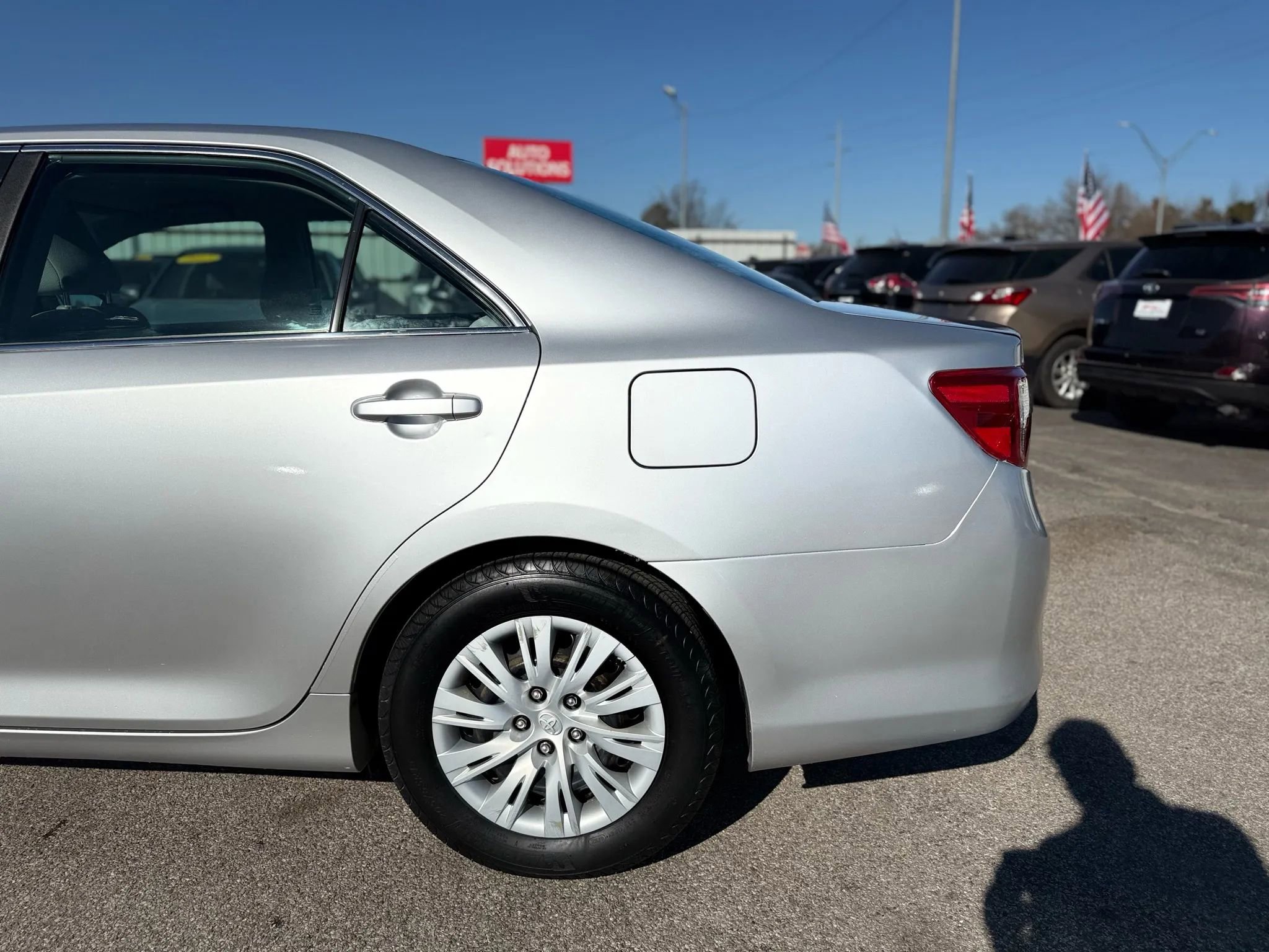 Used 2012 Toyota Camry L FWD image 10