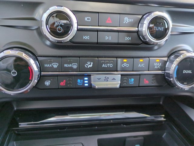 New 2026 Ford F350 Lariat image 23