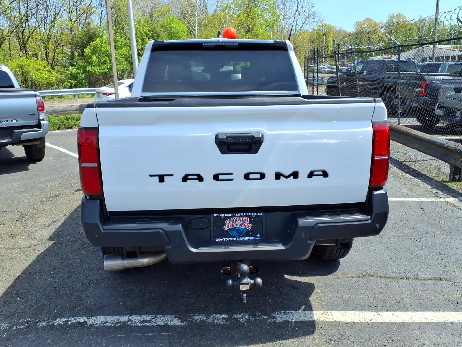 Certified 2025 Toyota Tacoma SR w/ SR Upgrade Package RWD image 5