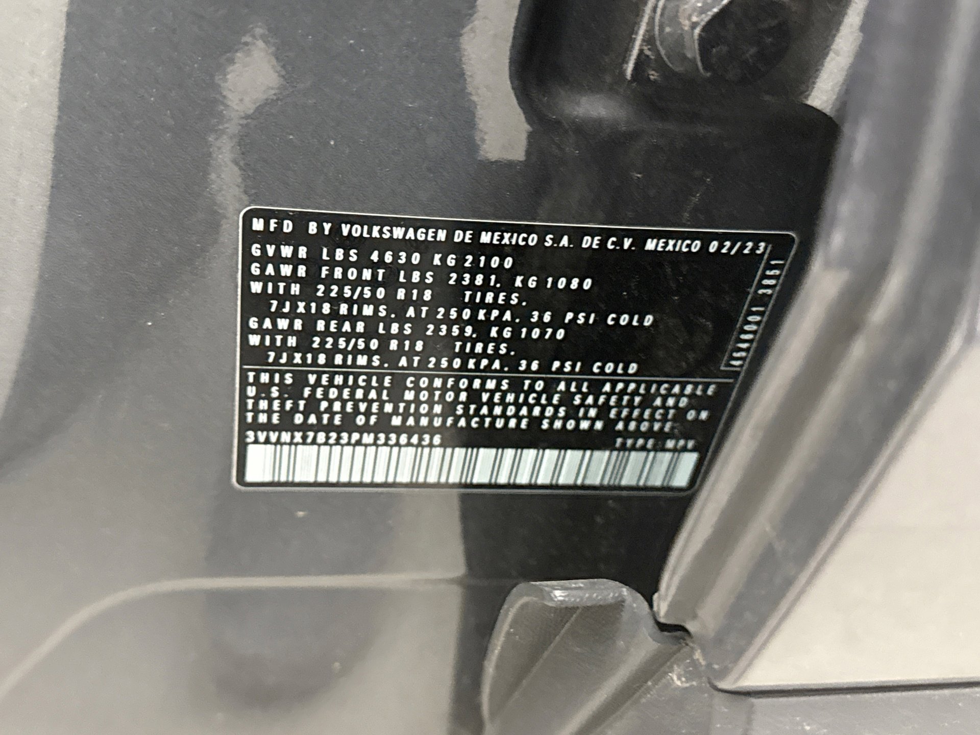 Used 2023 Volkswagen Taos SE w/ Panoramic Sunroof Package image 11