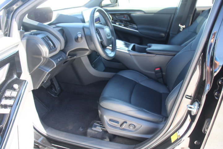 Certified 2023 Toyota bZ4X AWD image 12