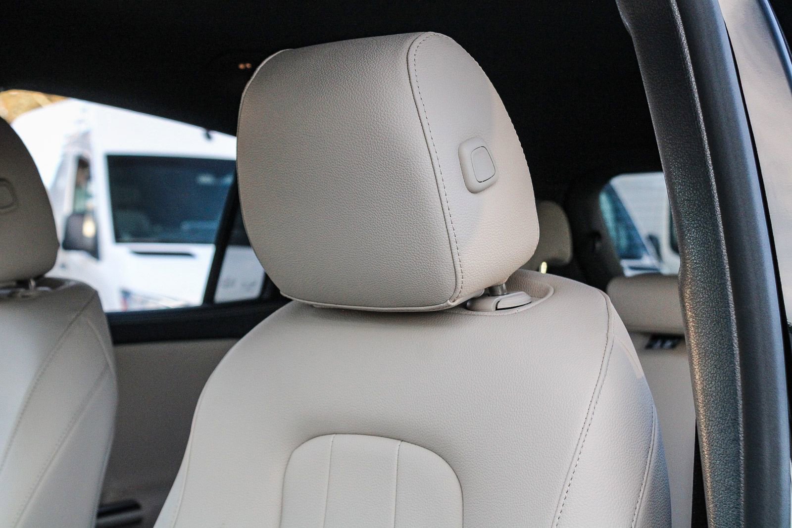 Certified 2025 Mercedes-Benz GLA 250 4MATIC image 22