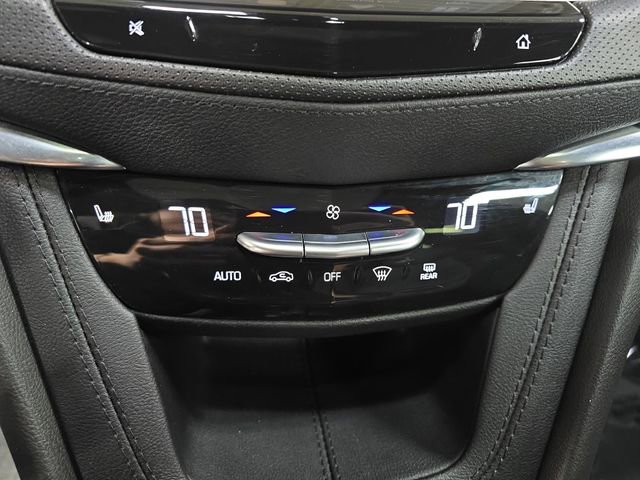 Used 2025 Cadillac XT6 Luxury image 25