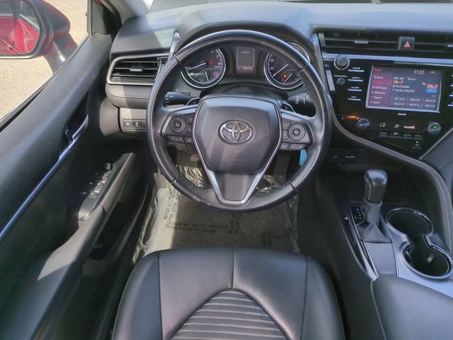 Used 2020 Toyota Camry SE FWD image 17