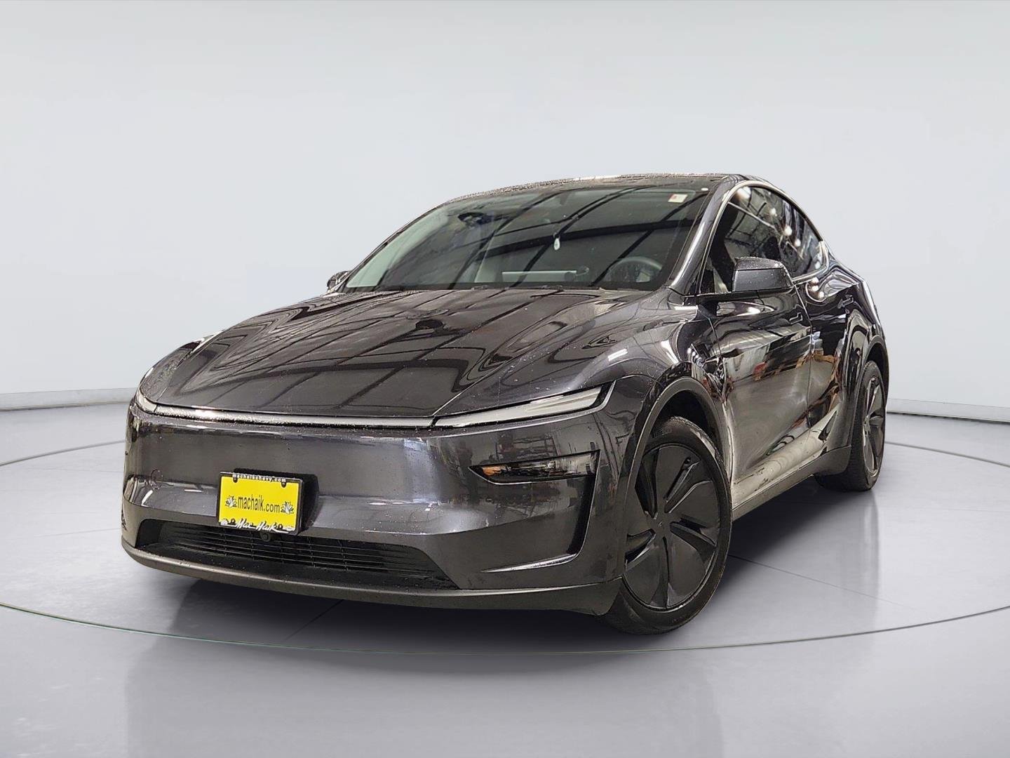 Used 2026 Tesla Model Y Long Range AWD/4WD image 1