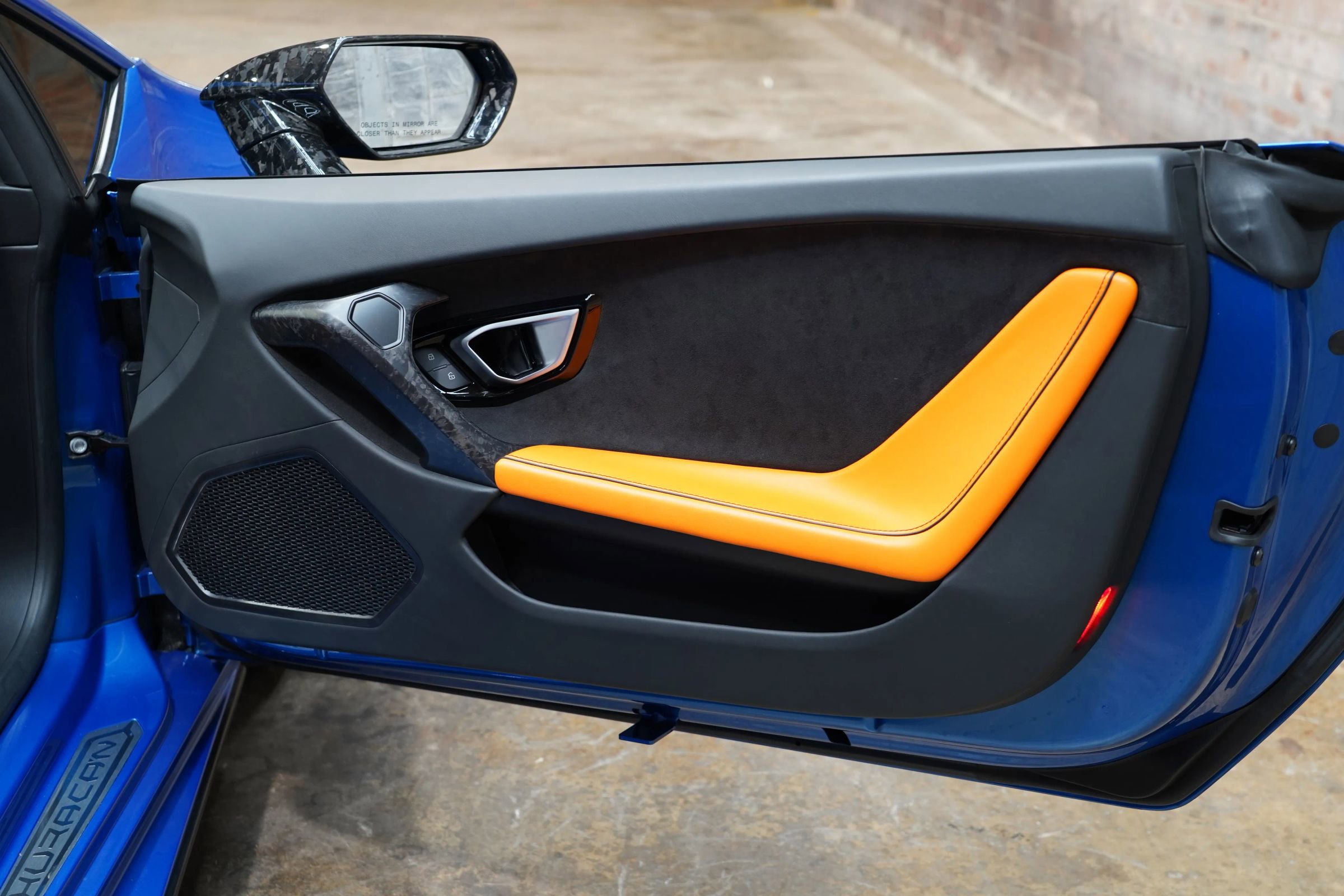 Used 2020 Lamborghini Huracan EVO image 54