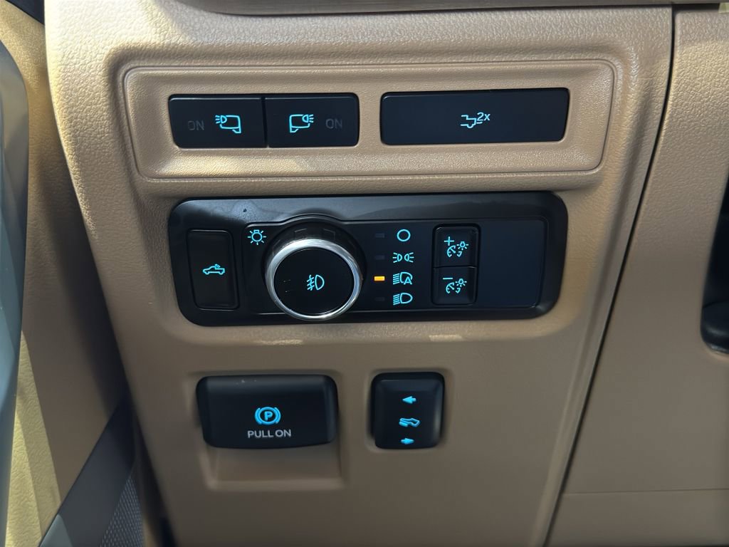 Used 2023 Ford F150 Lariat w/ Equipment Group 502A High image 33