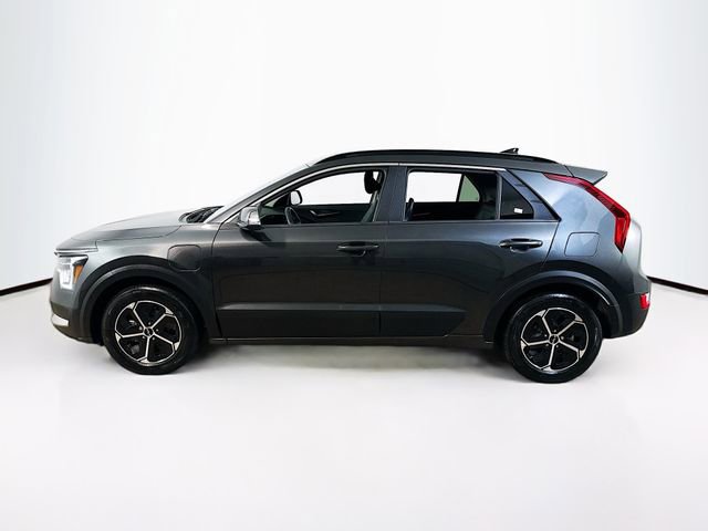 Used 2024 Kia Niro EX w/ EX Cold Weather Package FWD image 4