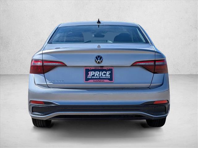 Used 2024 Volkswagen Jetta S image 7