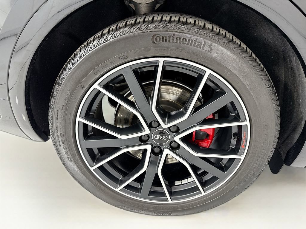 Used 2024 Audi SQ5 Premium Plus w/ S Sport Package AWD/4WD image 32