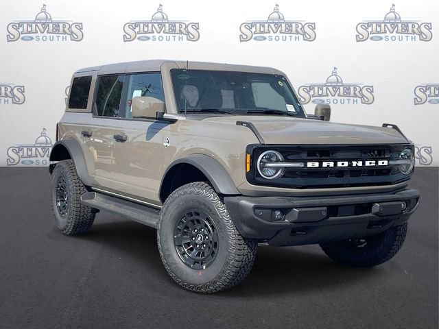 New 2026 Ford Bronco Outer Banks AWD/4WD image 1