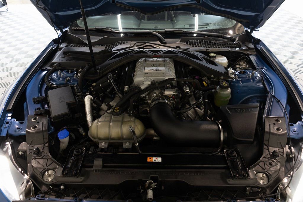 Used 2021 Ford Mustang Shelby GT500 w/ Carbon Fiber Track Pack RWD image 39