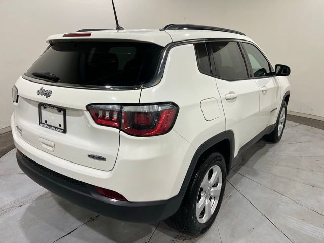 Used 2018 Jeep Compass Latitude w/ Cold Weather Group image 9
