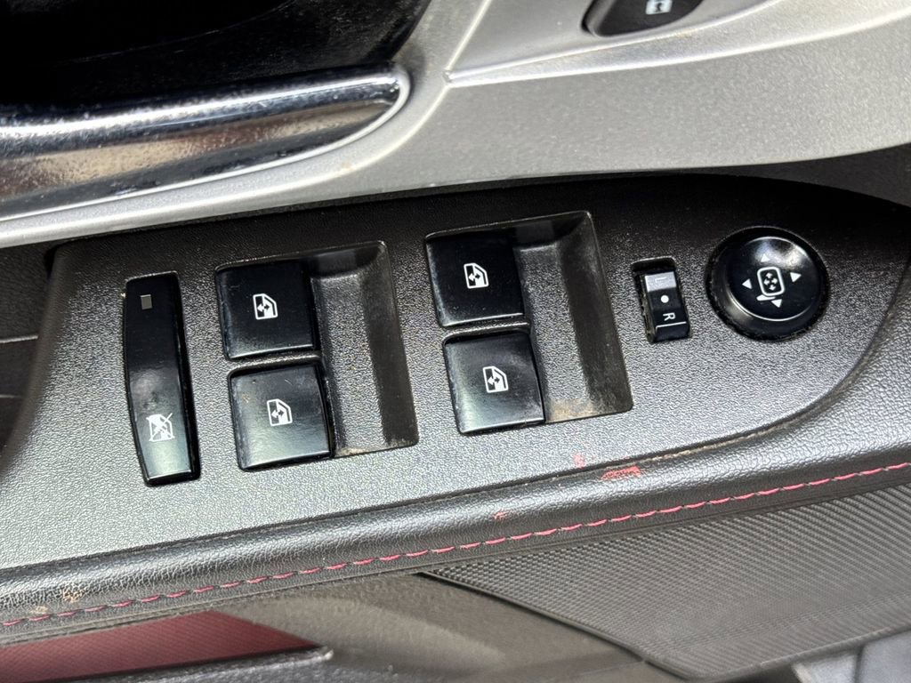 Used 2012 Chevrolet Equinox LT w/ Driver Convenience Package FWD image 11