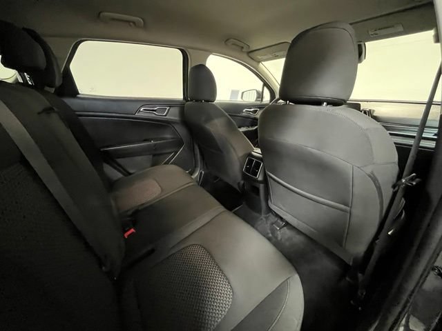 Used 2024 Kia Sportage LX AWD/4WD image 12