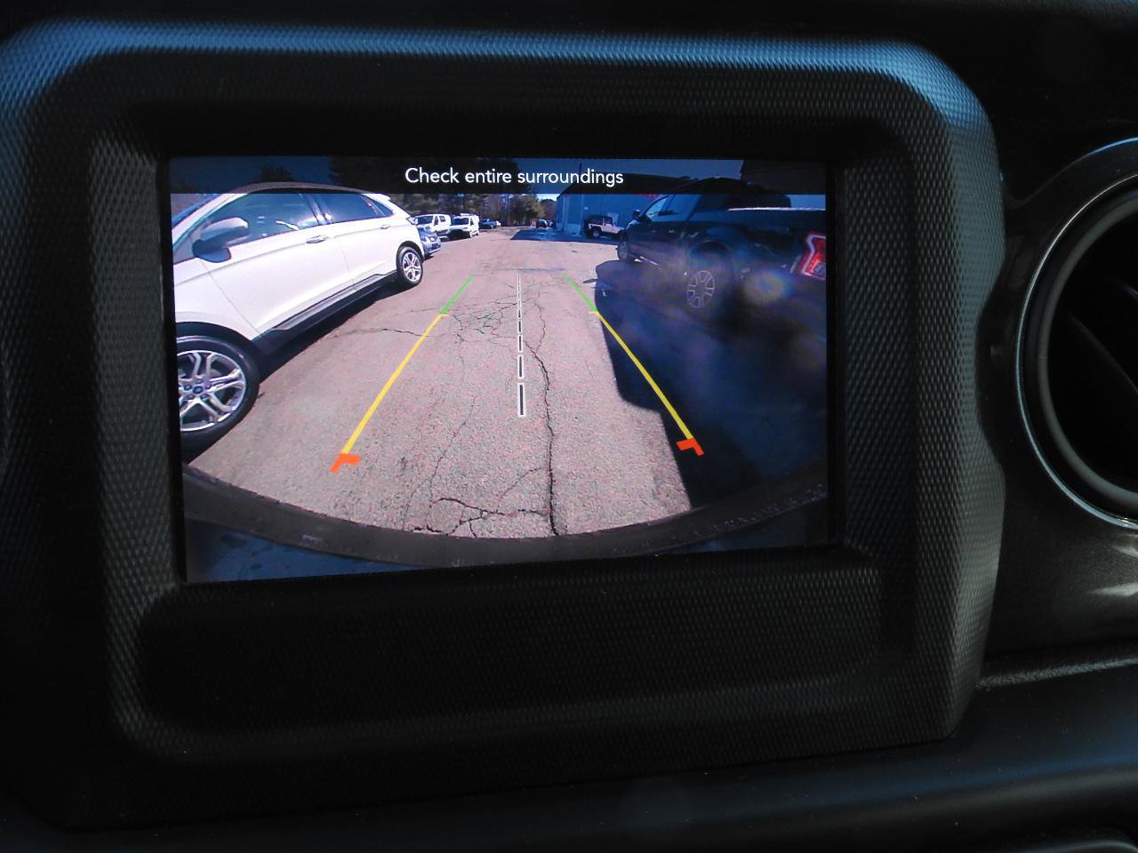 Used 2020 Jeep Wrangler Unlimited Sport image 18