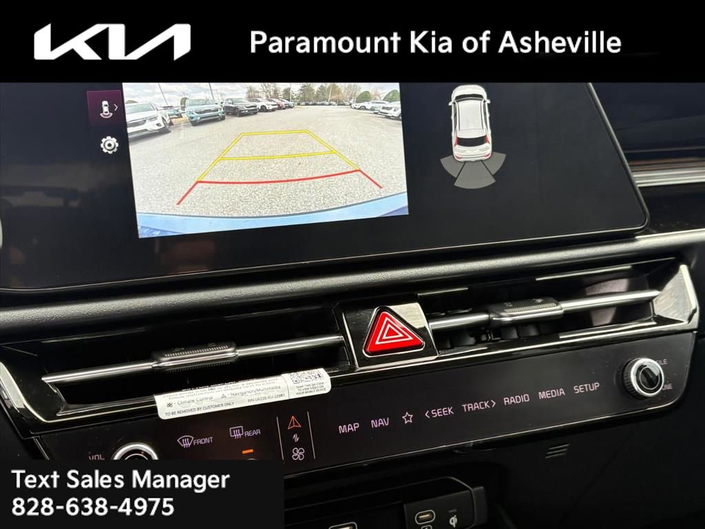 Certified 2023 Kia Niro EX image 10