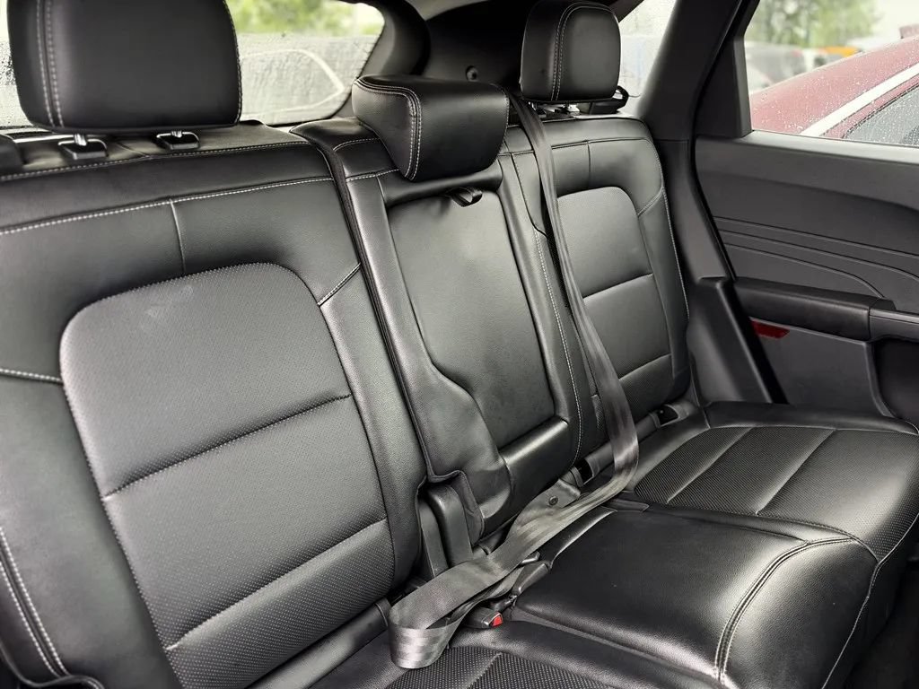 Used 2022 Ford Escape SEL FWD image 19