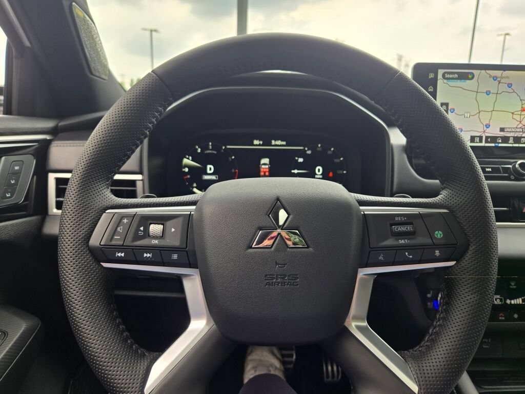 New 2026 Mitsubishi Outlander SEL Black Edition AWD/4WD image 33